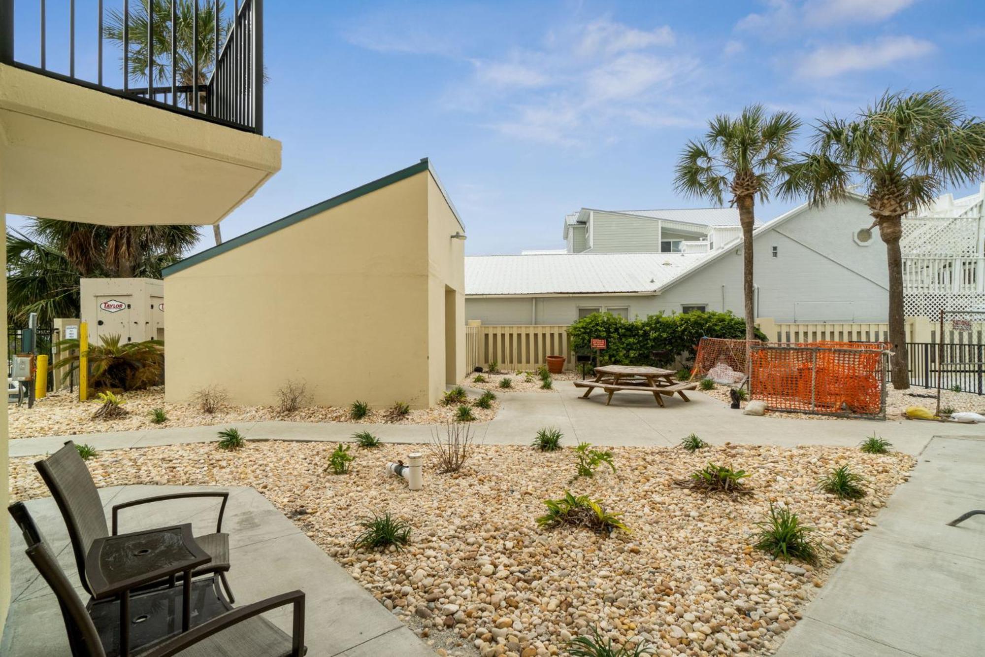 Sunbird 101e By Book That