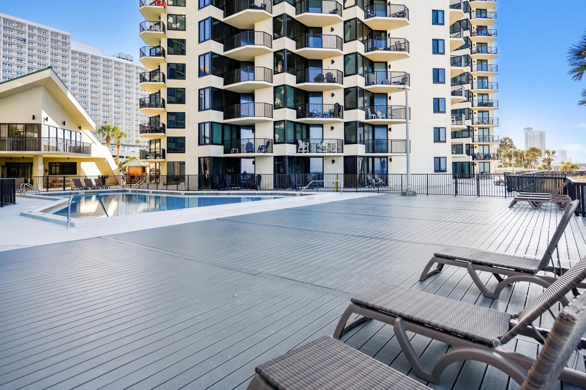 Sunbird 101e By Book That Holiday home *